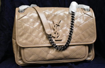 Yves Saint Laurent Niki medium bag – crinkled vintage leather – (Color: DUSTY GREY)